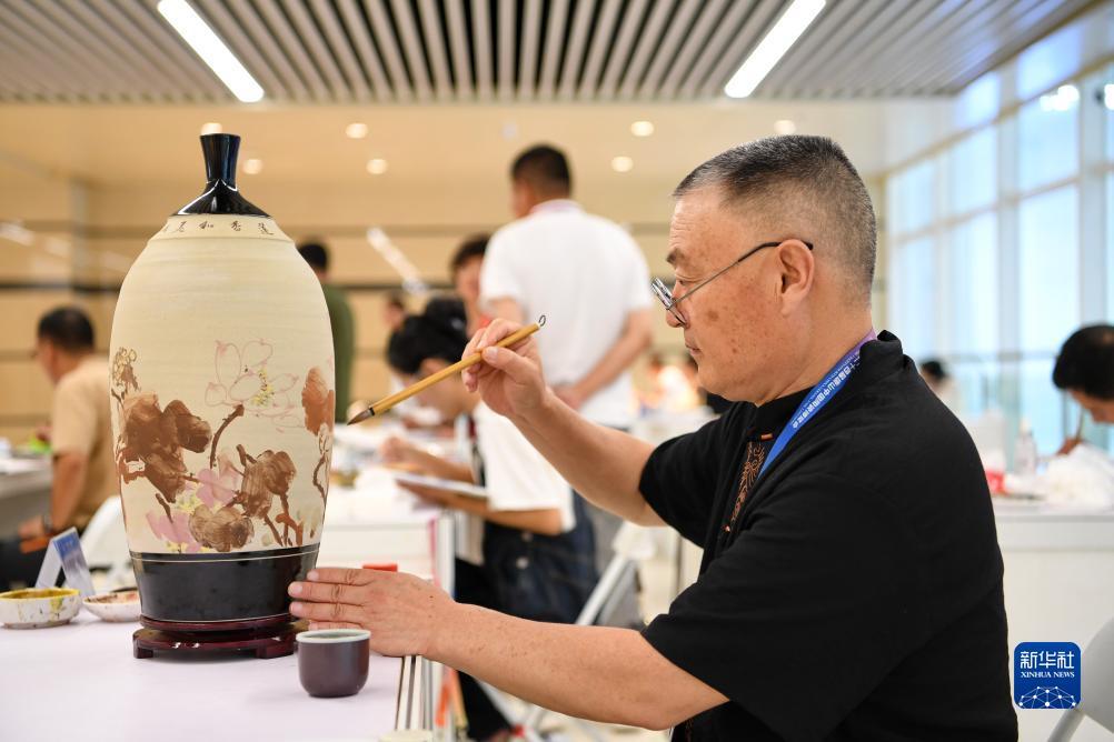 不休棋牌平台